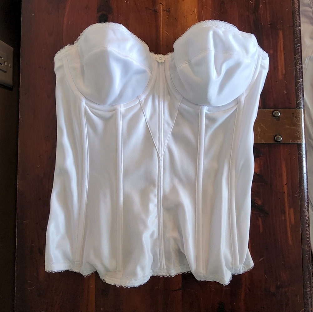 Wedding gown accessories - corset, petticoat, and veil